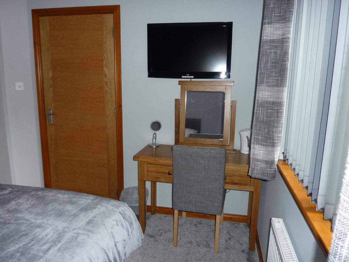 Inverness. Private Double Room With En Suite. Room Only. Exterior photo